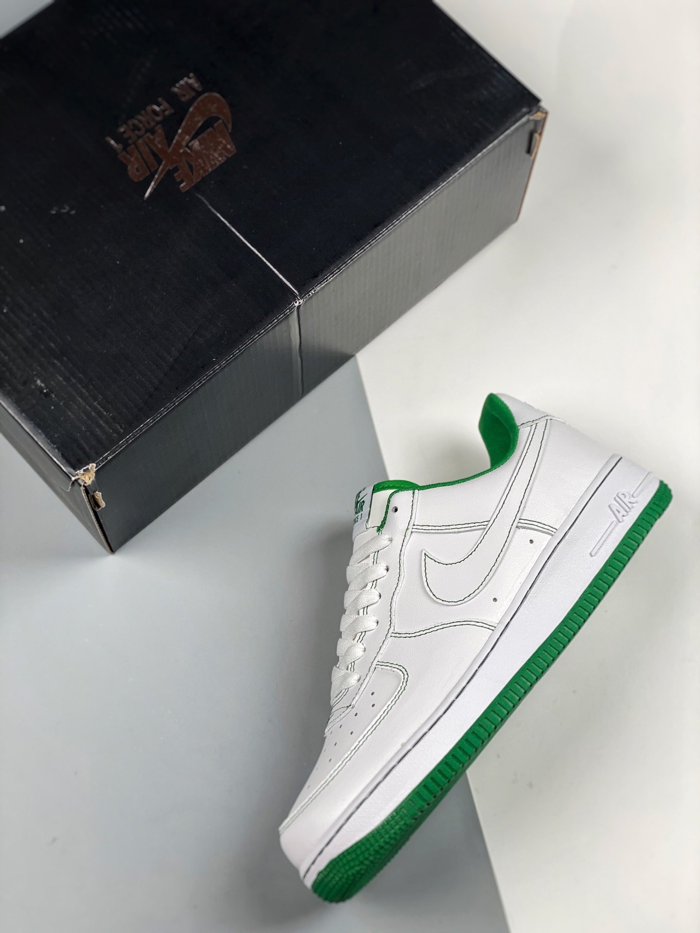 Nike Air Force 1 Low White/Pine Green For Sale