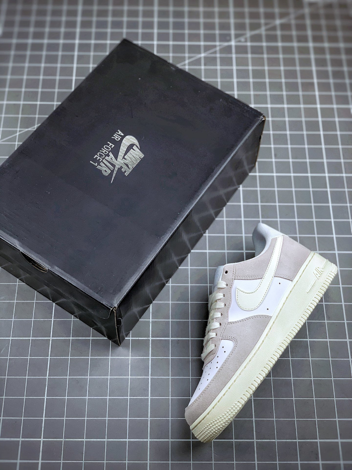 Nike Air Force 1 Low White/Sail-Platinum Tint For Sale