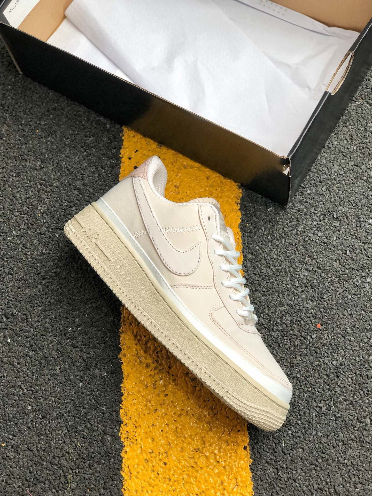 Nike Air Force 1 Low WMNS Soft Pink For Sale