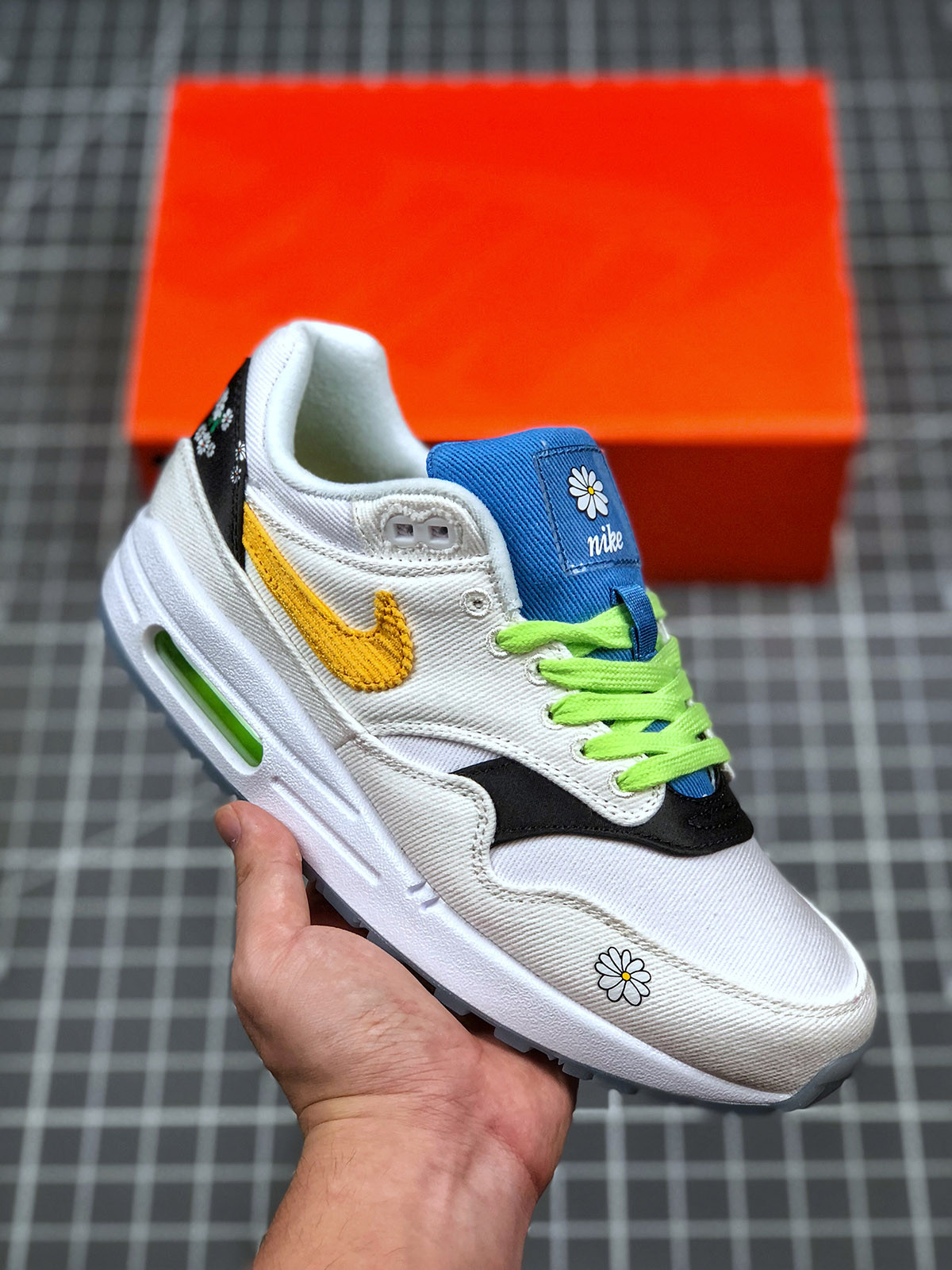 Nike Air Max 1 ‘Daisy Pack’ For Sale