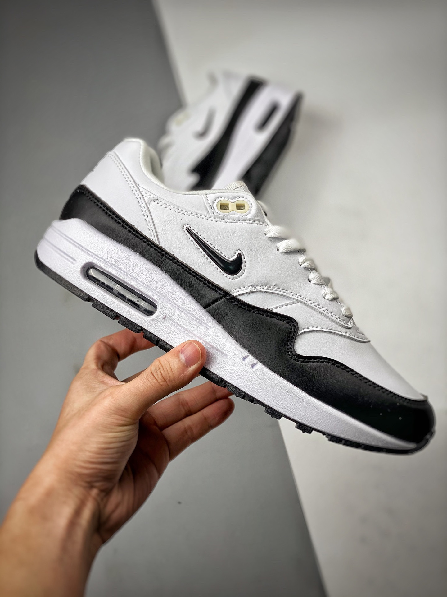 Nike Air Max 1 Jewel ‘Black/White’ For Sale