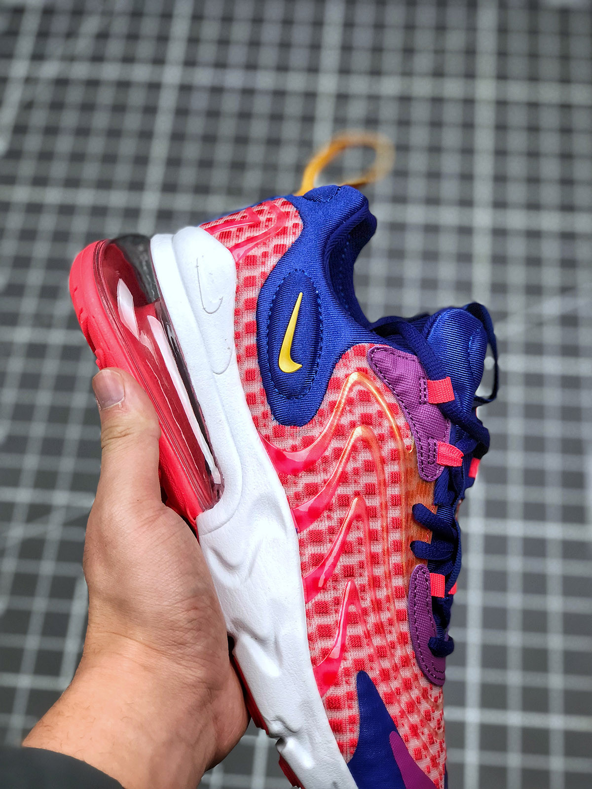 Nike Air Max 270 React Eng Laser Crimson Laser Orange For Sale