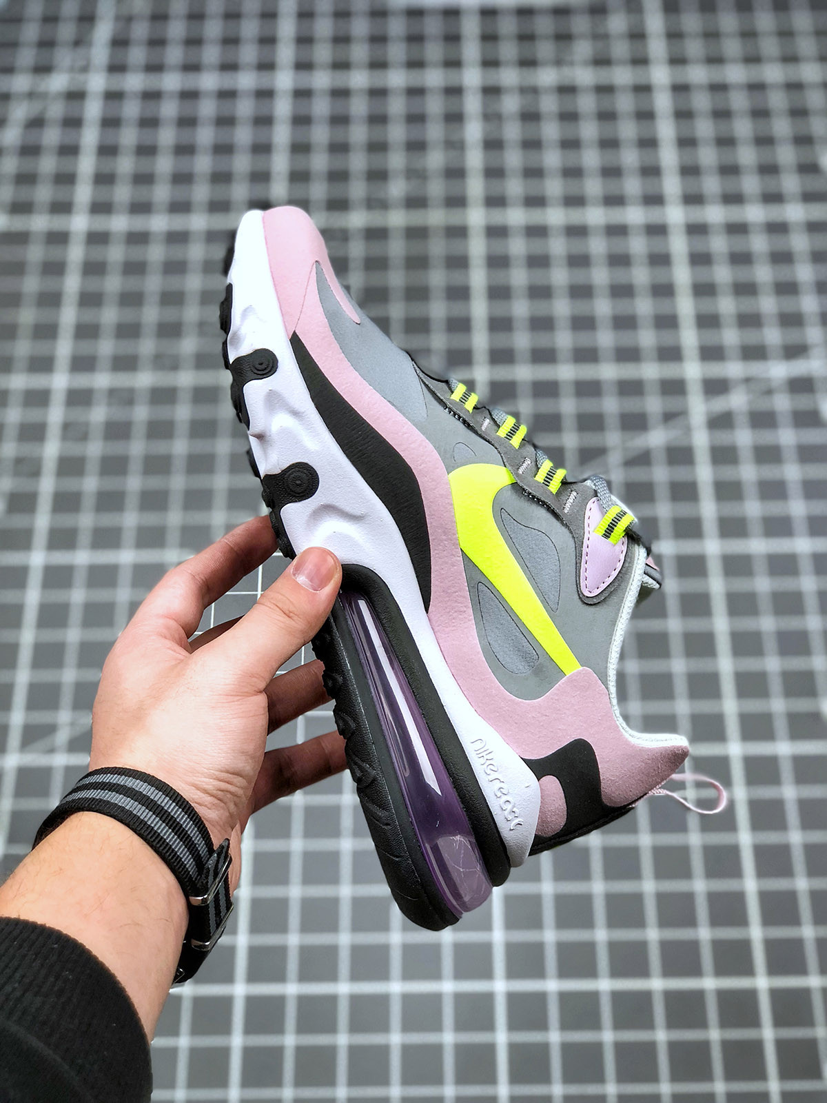 Nike Air Max 270 React GS Particle Grey/Lemon Venom For Sale