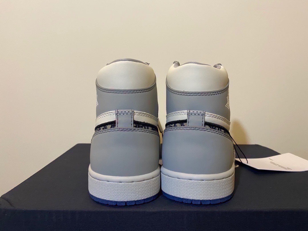 Nike Dior x Air Jordan 1 High OG Wolf Grey/Sail/Photon Dust/White For Women, Women’s Shoes