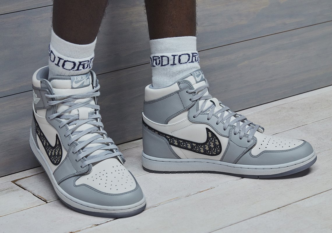 Nike Dior x Air Jordan 1 High OG Wolf Grey/Sail/Photon Dust/White For Women, Women’s Shoes
