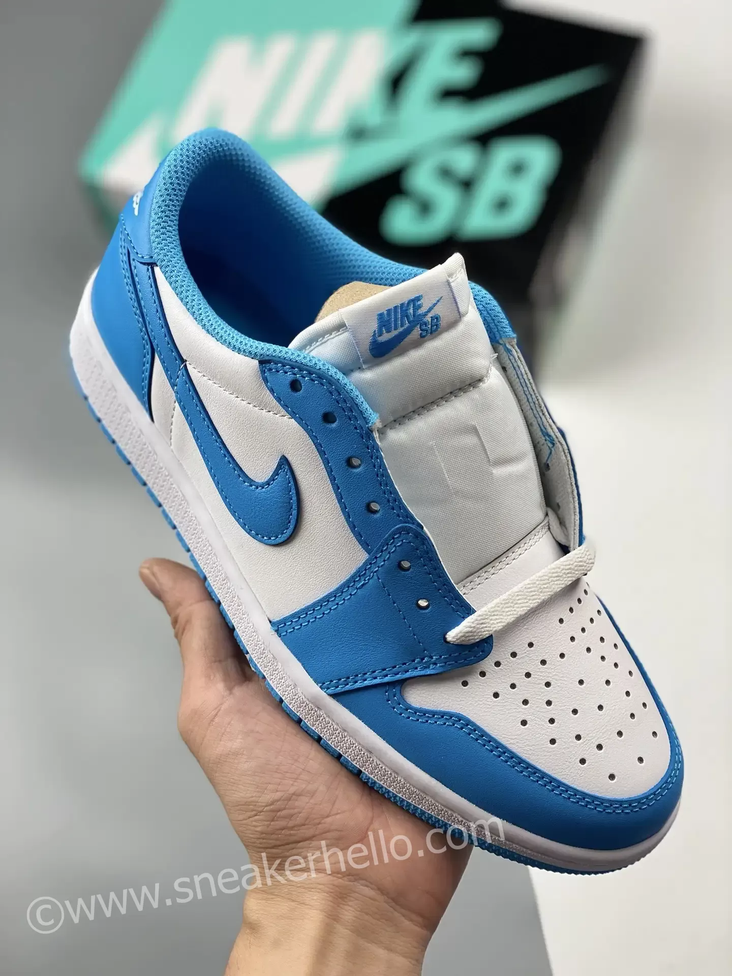 Nike SB x Air Jordan 1 Low “UNC” For Sale