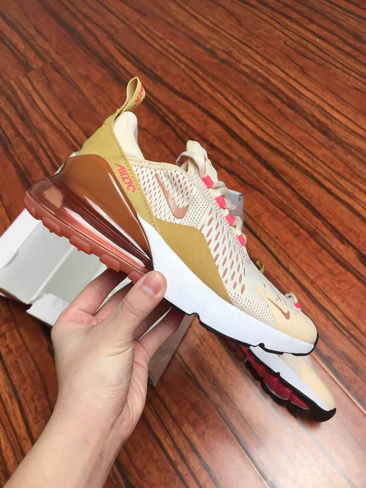 Nike Wmns Air Max 270 ‘Cream Tint’ For Sale