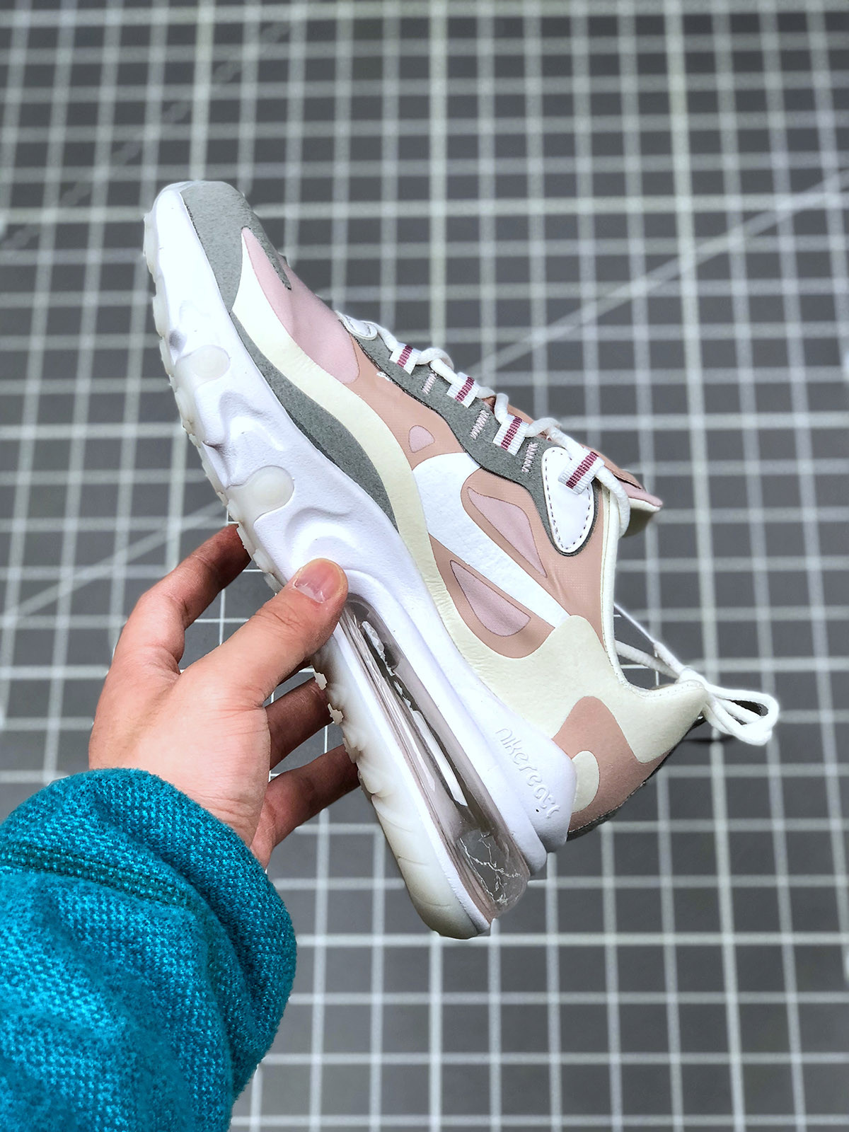 Nike WMNS Air Max 270 React Plum Chalk/White-Stone Mauve For Sale