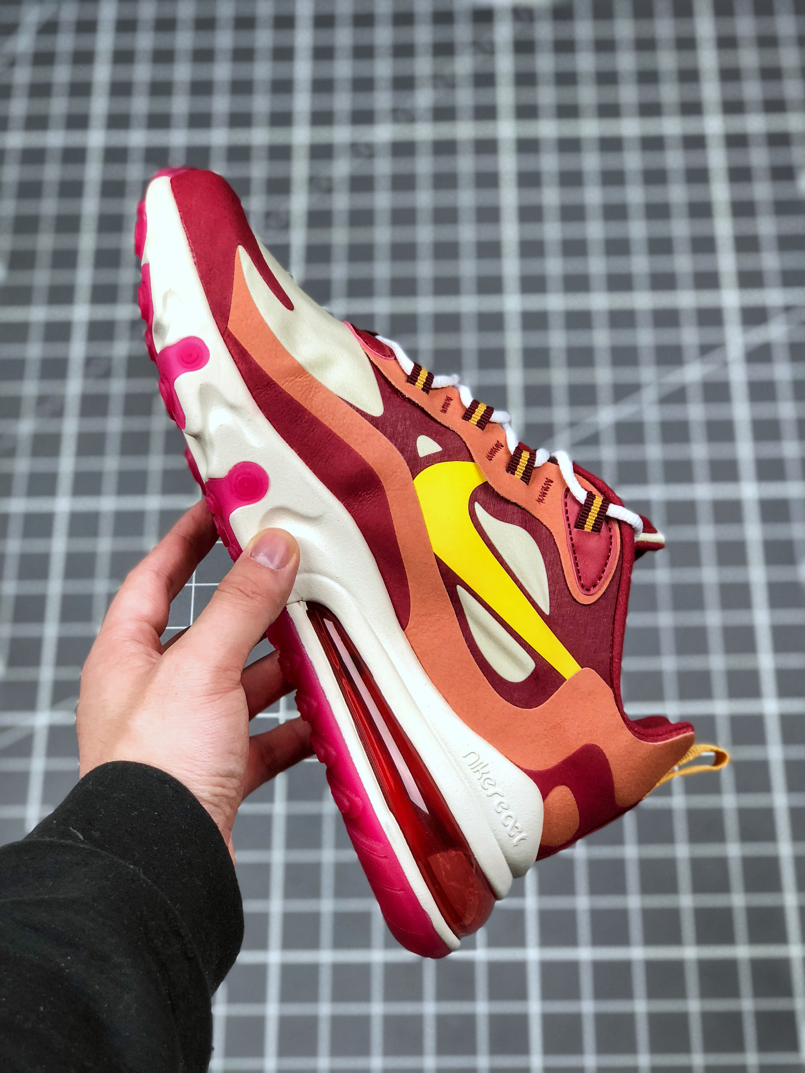 Nike WMNS Air Max 270 React Wine For Sale