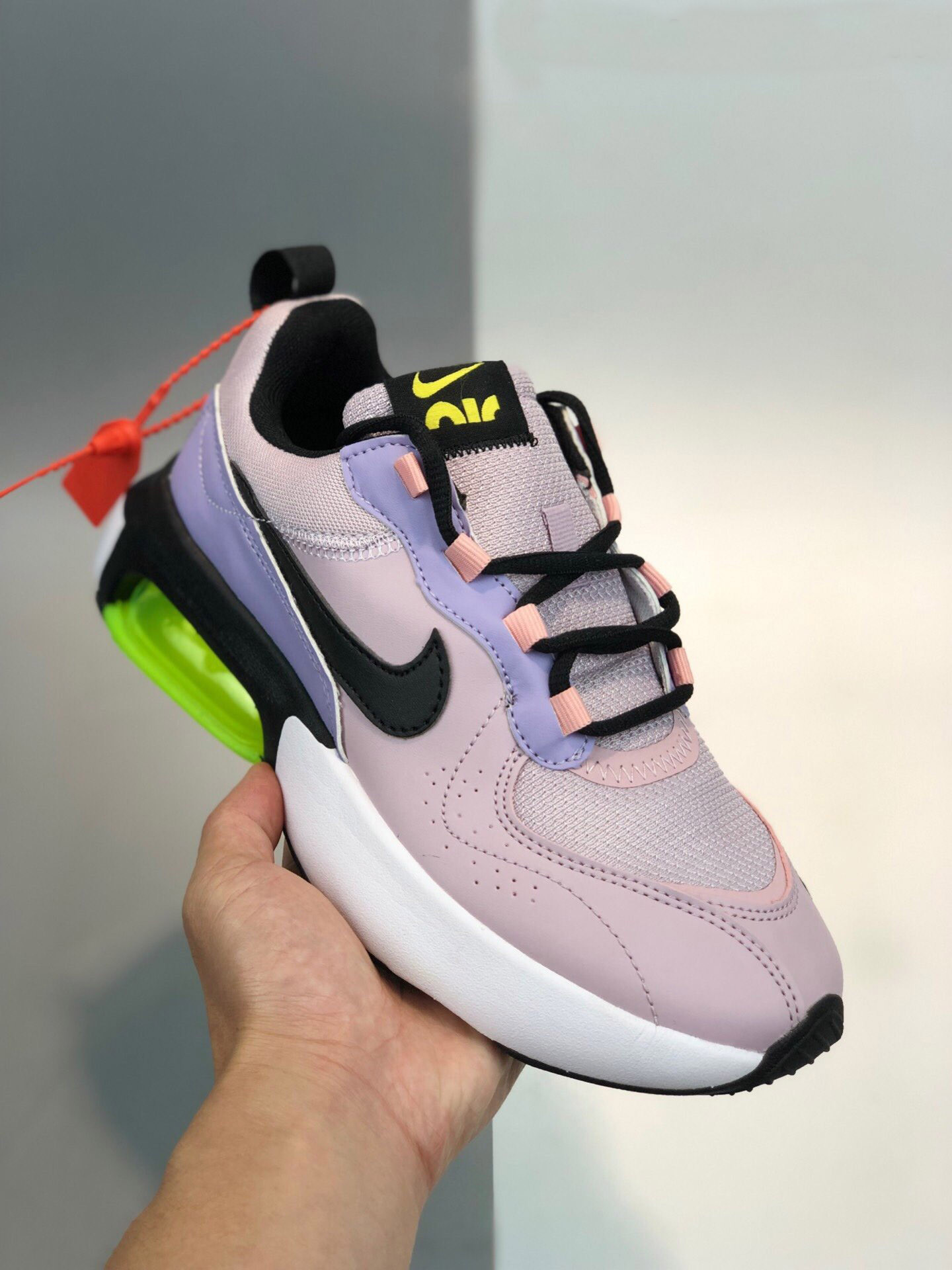 Nike WMNS Air Max Verona Plum Chalk/Ghost/Oracle Pink/Black For Sale
