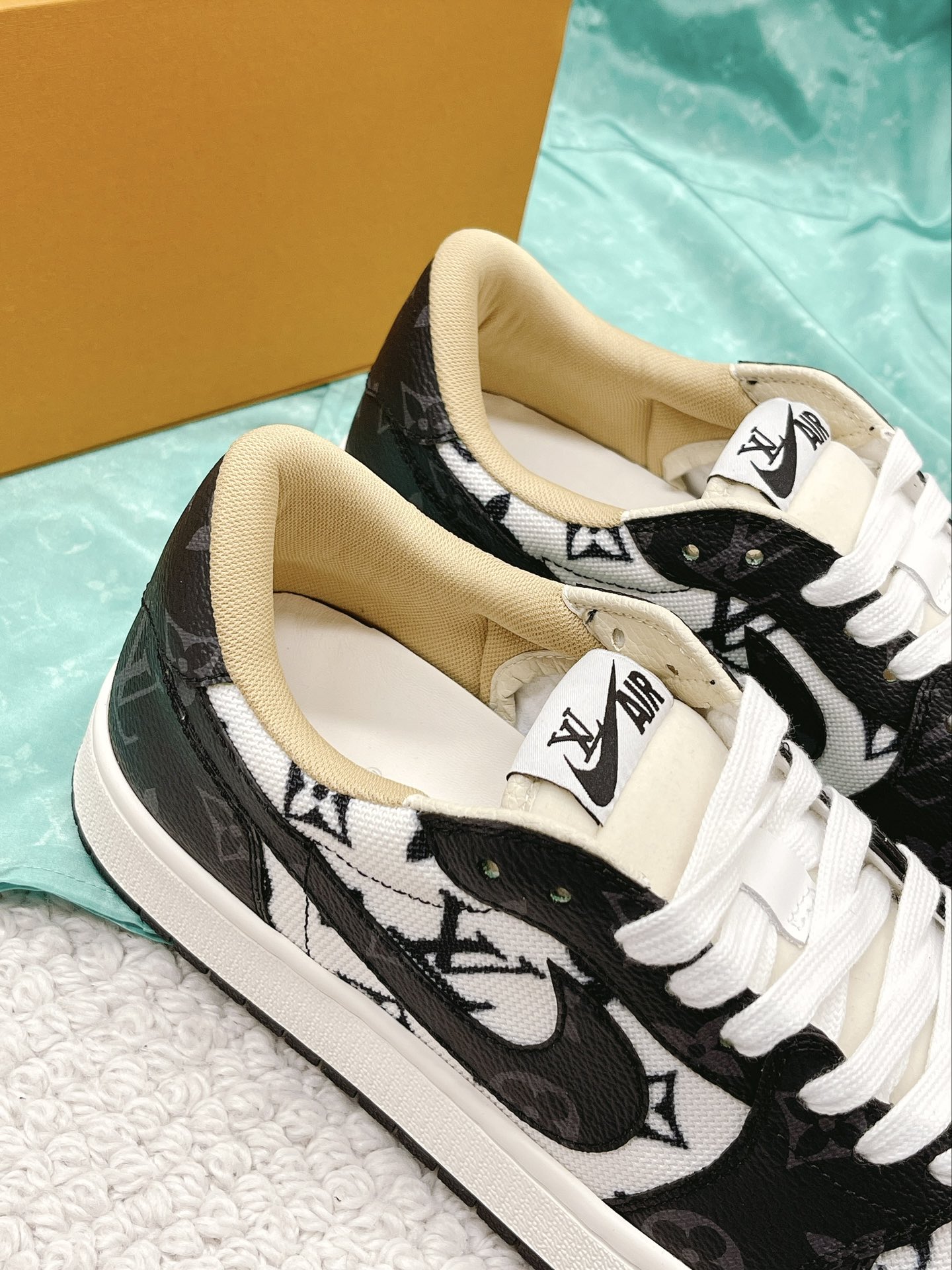 Nike x Louis Vuitton Women’s Shoes Black For Women LV
