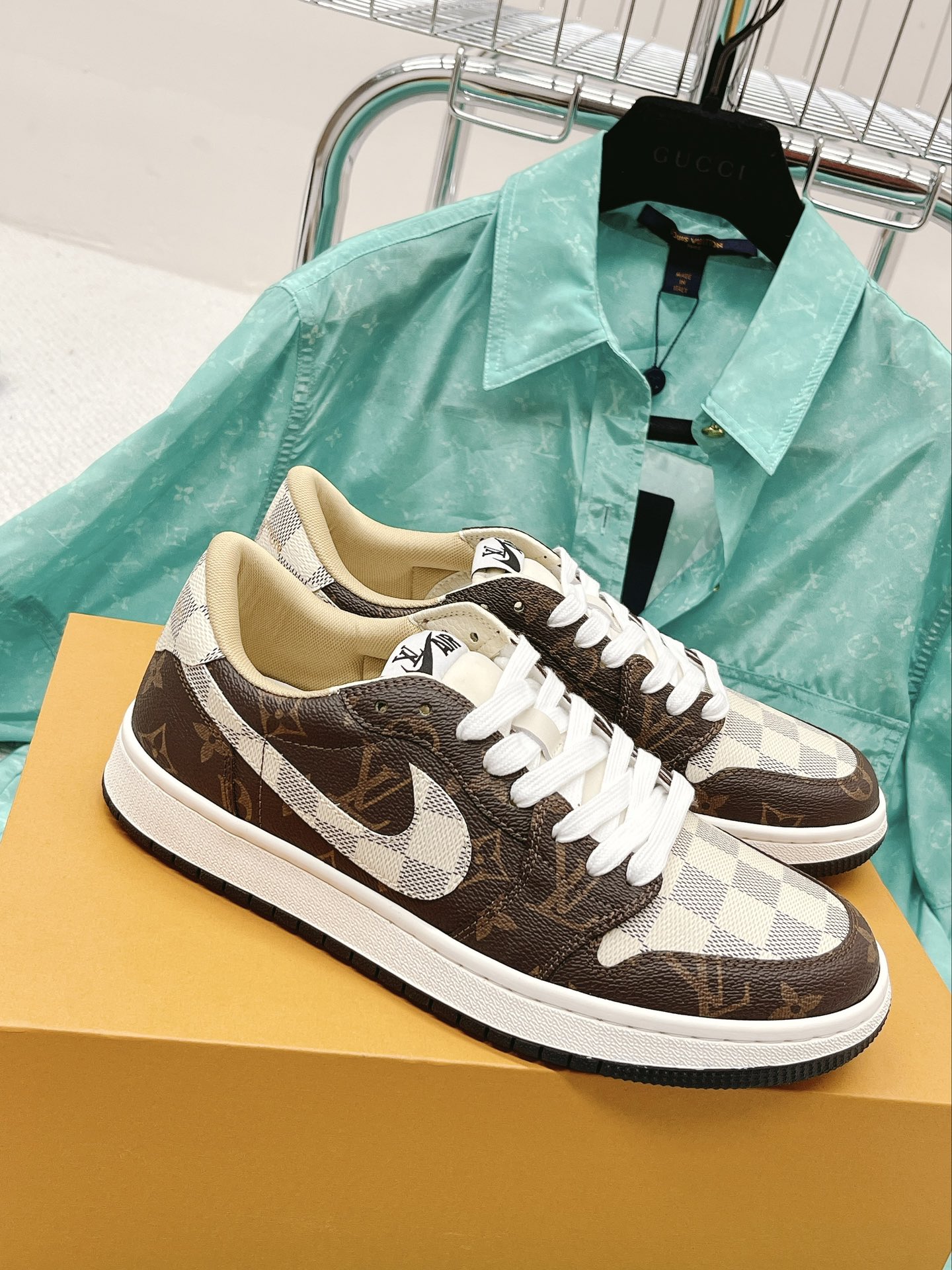 Nike x Louis Vuitton Women’s Shoes Brown For Women LV