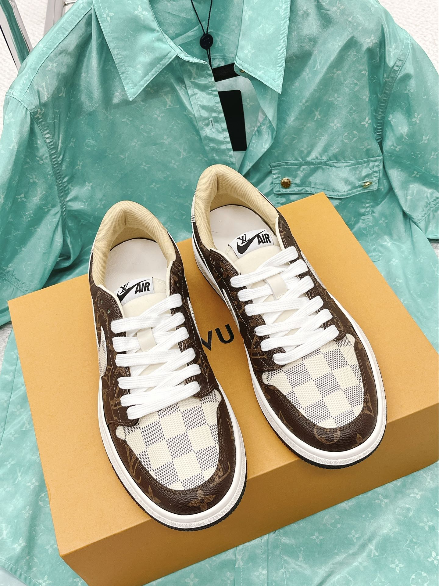 Nike x Louis Vuitton Women’s Shoes Brown For Women LV