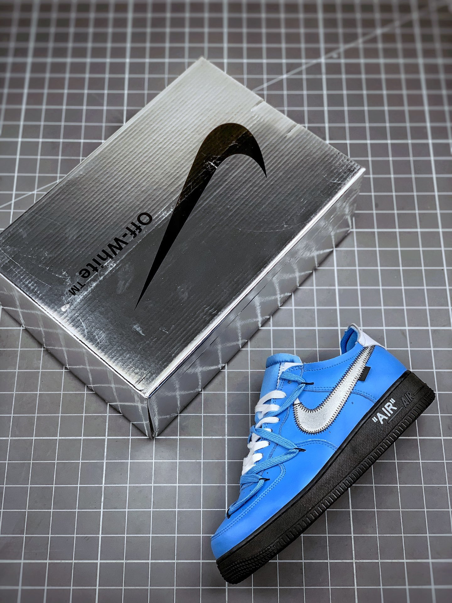 Off-White x Nike Air Force 1 Low “MCA” Sample For Sale