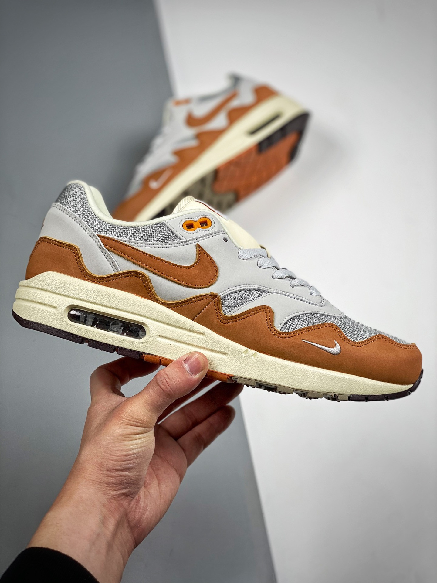 Patta x Nike Air Max 1 Metallic Silver/Monarch-Pure Platinum For Sale
