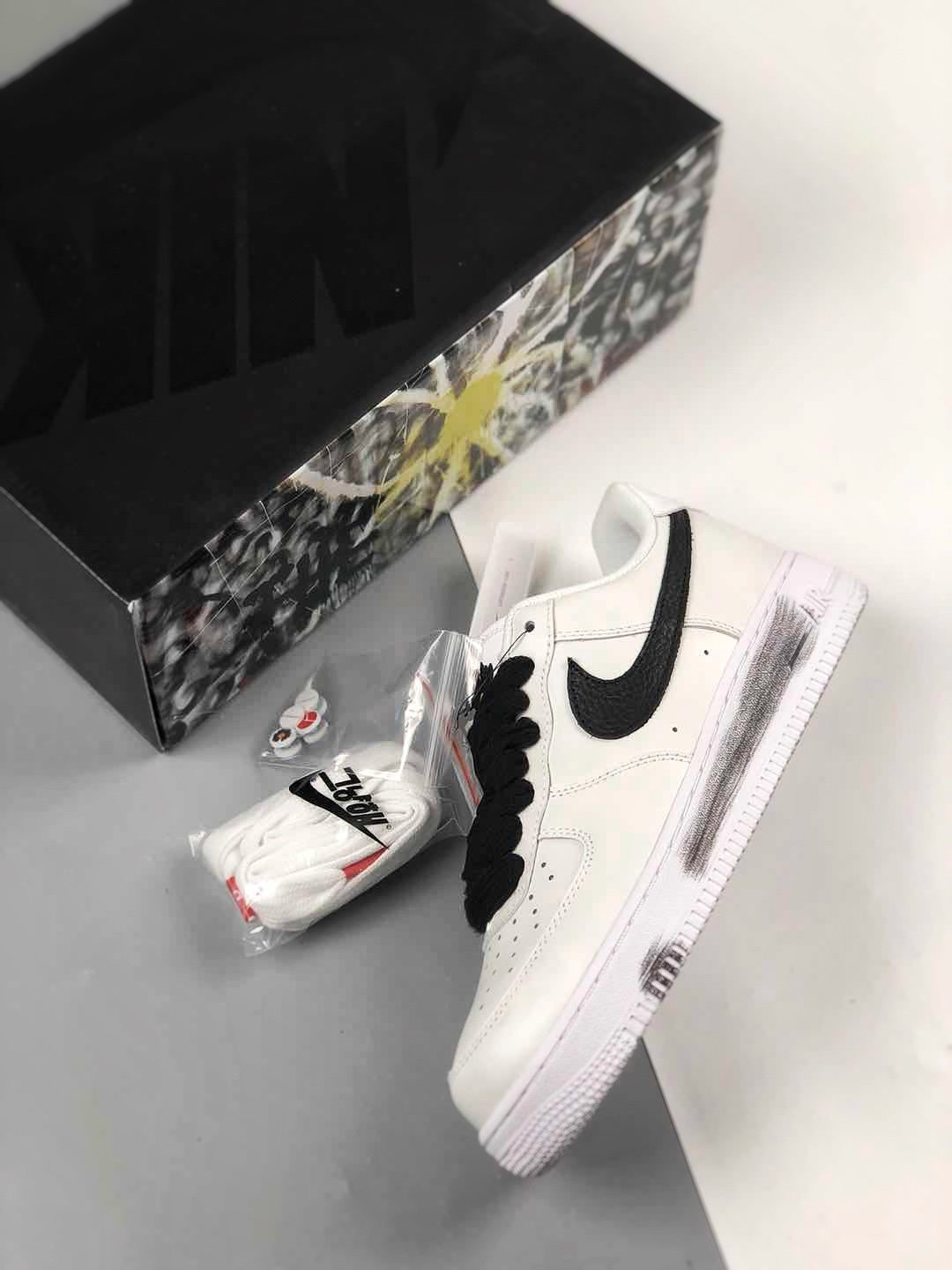 PEACEMINUSONE x Nike Air Force 1 Low “Para-Noise 2.0” White/Black-White