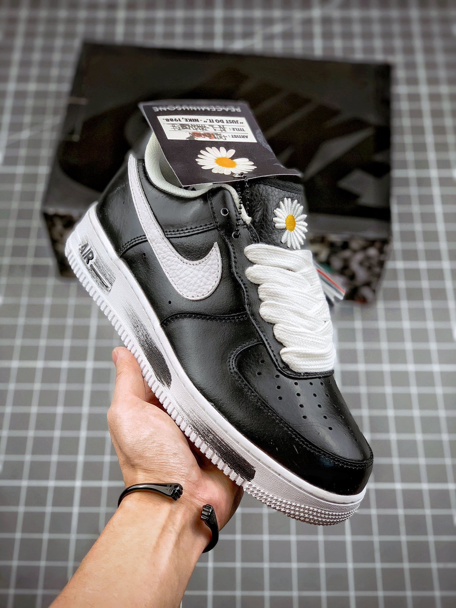 PEACEMINUSONE x Nike Air Force 1 Low Black White For Sale