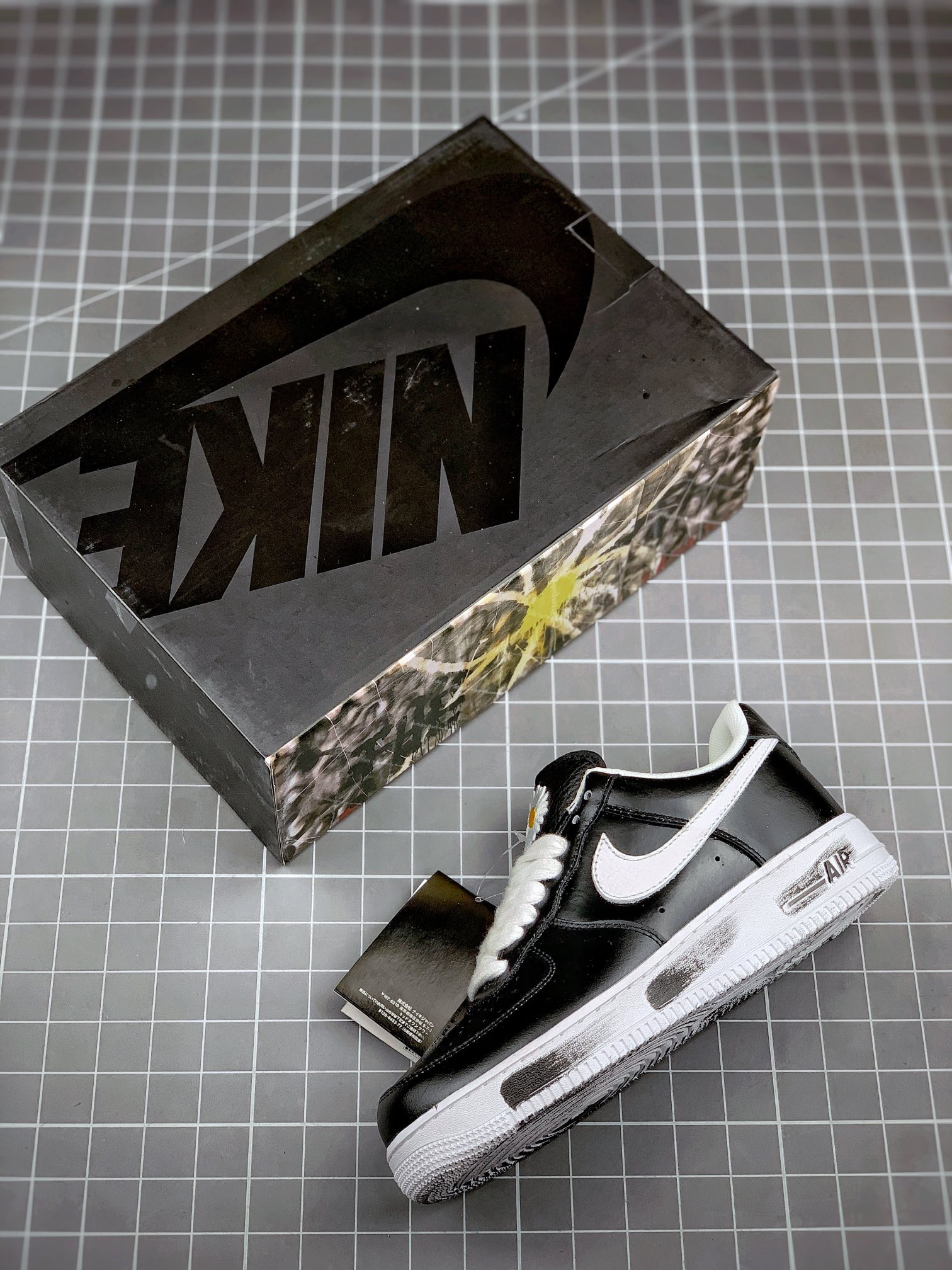 PEACEMINUSONE x Nike Air Force 1 Low Black White For Sale
