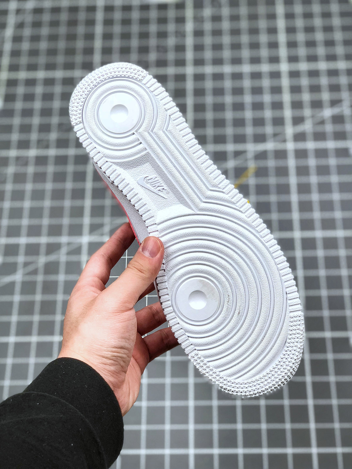 PEACEMINUSONE x Nike Air Force 1 Low Custom White Red For Sale