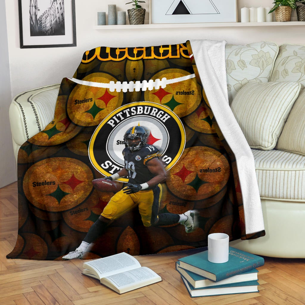 Pittsburgh Steelers American Football JuJu Smith-Schuster 19 Steelers Doodle Fleece Blankets