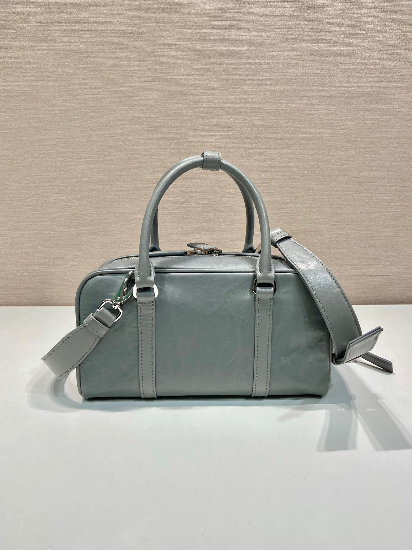 Prada Antique Nappa Multi-Pocket Top-Handle Bag In Grey/Black For Women 9.5 in/ 24cm 1BB099_UVL_F0480_V_T2O