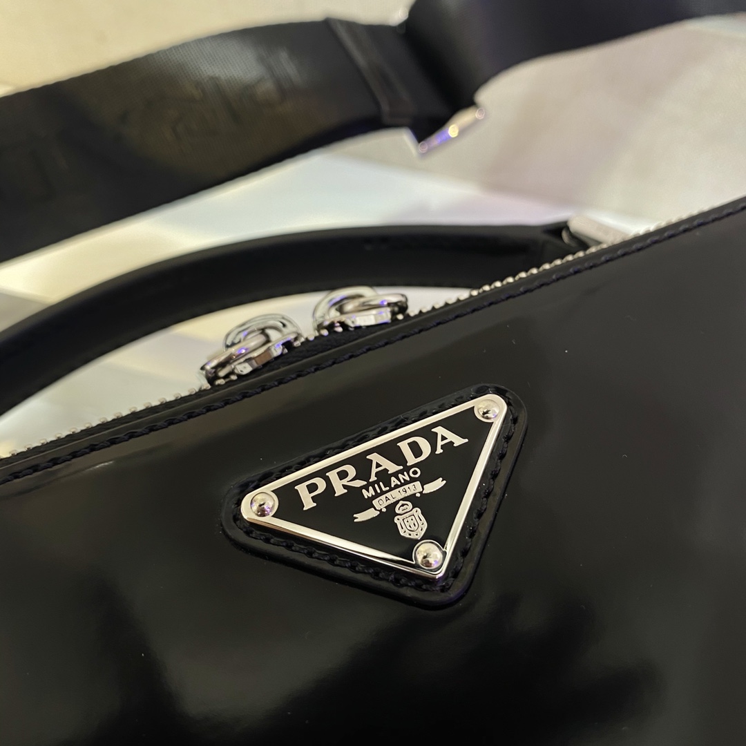 Prada Brique Saffiano Bag Black For Women, Women’s Bags 8.6in/22cm 2VH069_9Z2_F0002_V_YMI
