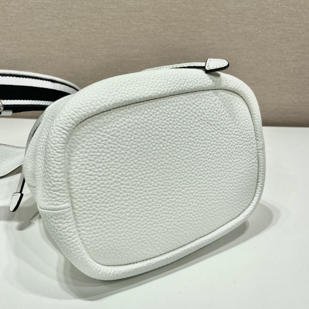 Prada Bucket Bag White For Women, Women’s Bags 9.8in/25cm 1BE060_2DKV_F0009_V_3OO