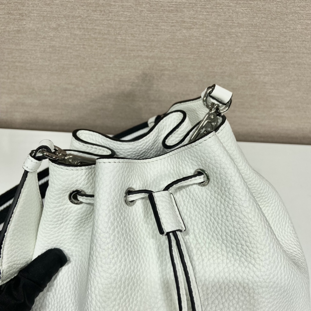 Prada Bucket Bag White For Women, Women’s Bags 9.8in/25cm 1BE060_2DKV_F0009_V_3OO