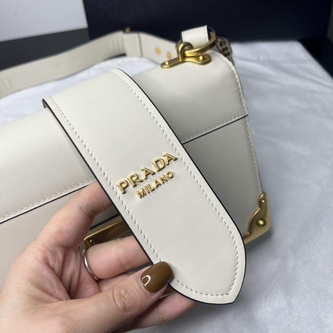 Prada Cahier Bag White For Women, Women’s Bags 7.9in/20cm 1BD045_2AIX_F0009_V_XCH