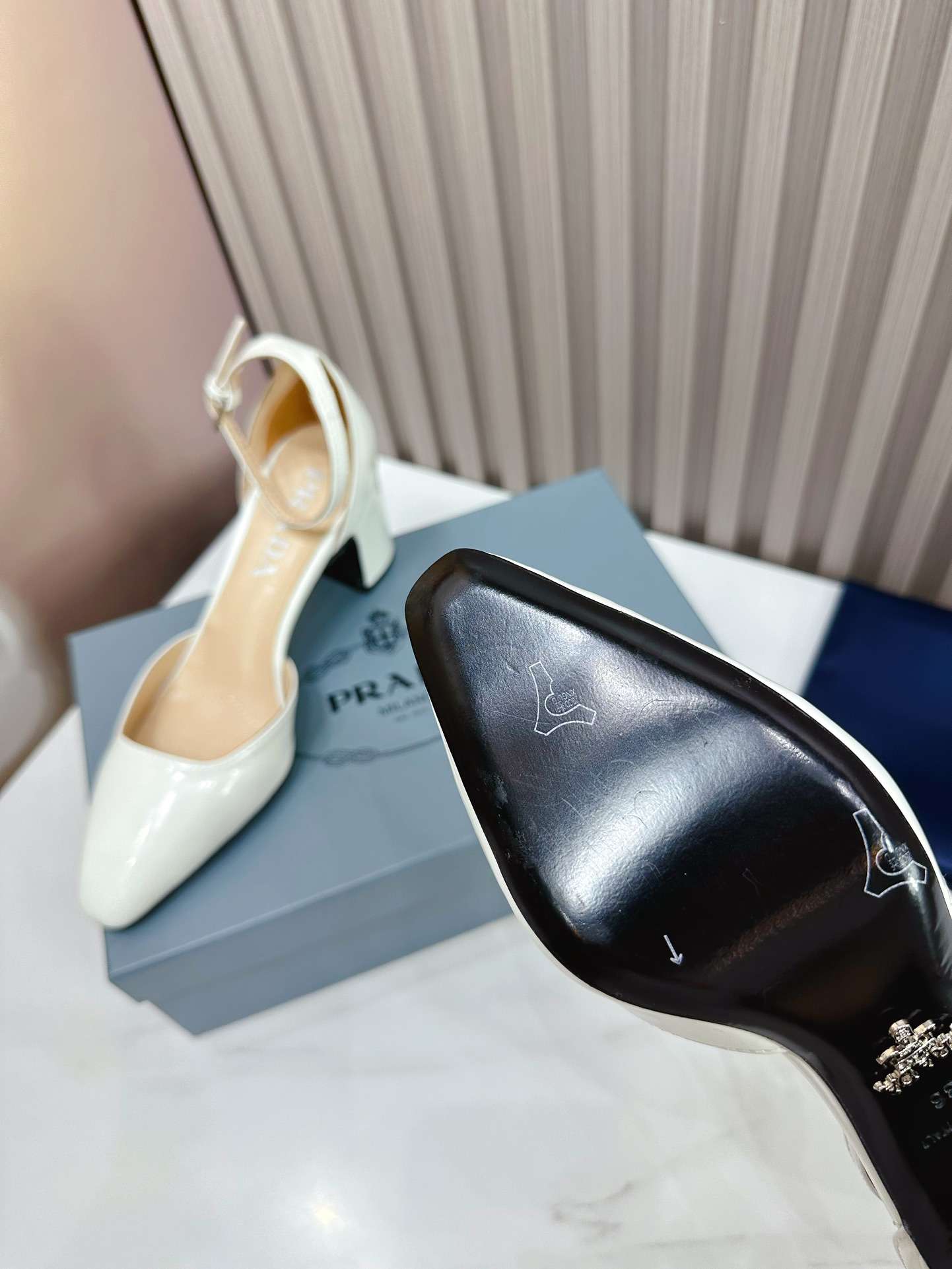 Prada Closed Pointed Toe Low Chunky Heels Pumps White For Women