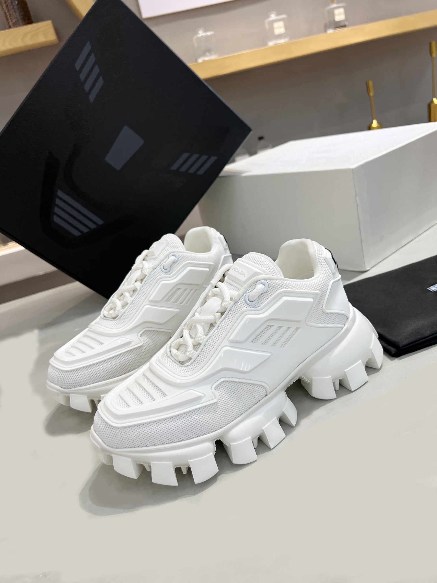 Prada Cloudbust Thunder Sneakers White For Women PRD  1E819L_3KR2_F0009_F_050