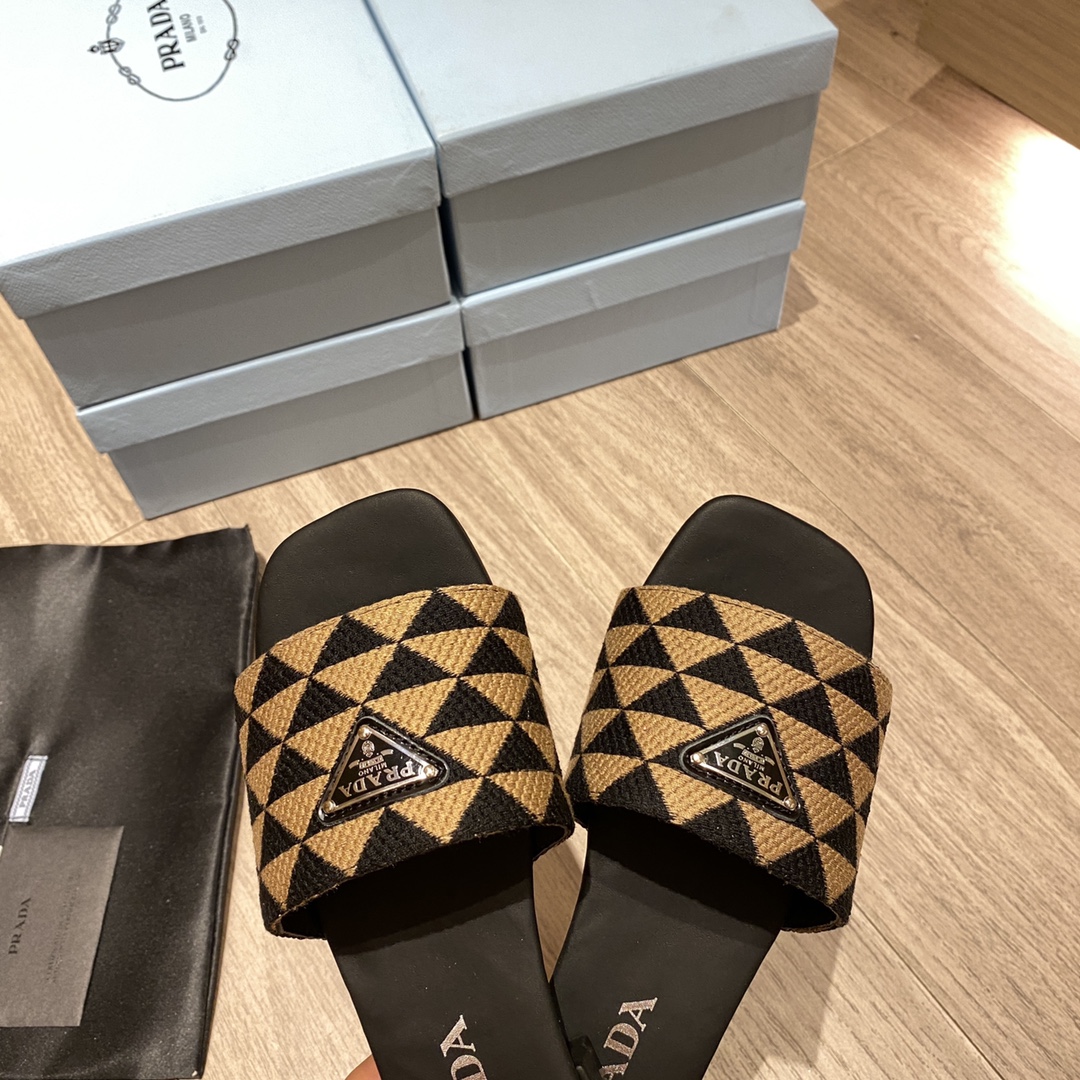 Prada Embroidered Fabric Slides Black/Beige For Women 0.4in/10mm PRD 1XX637_3LK6_F0Y30_F_010