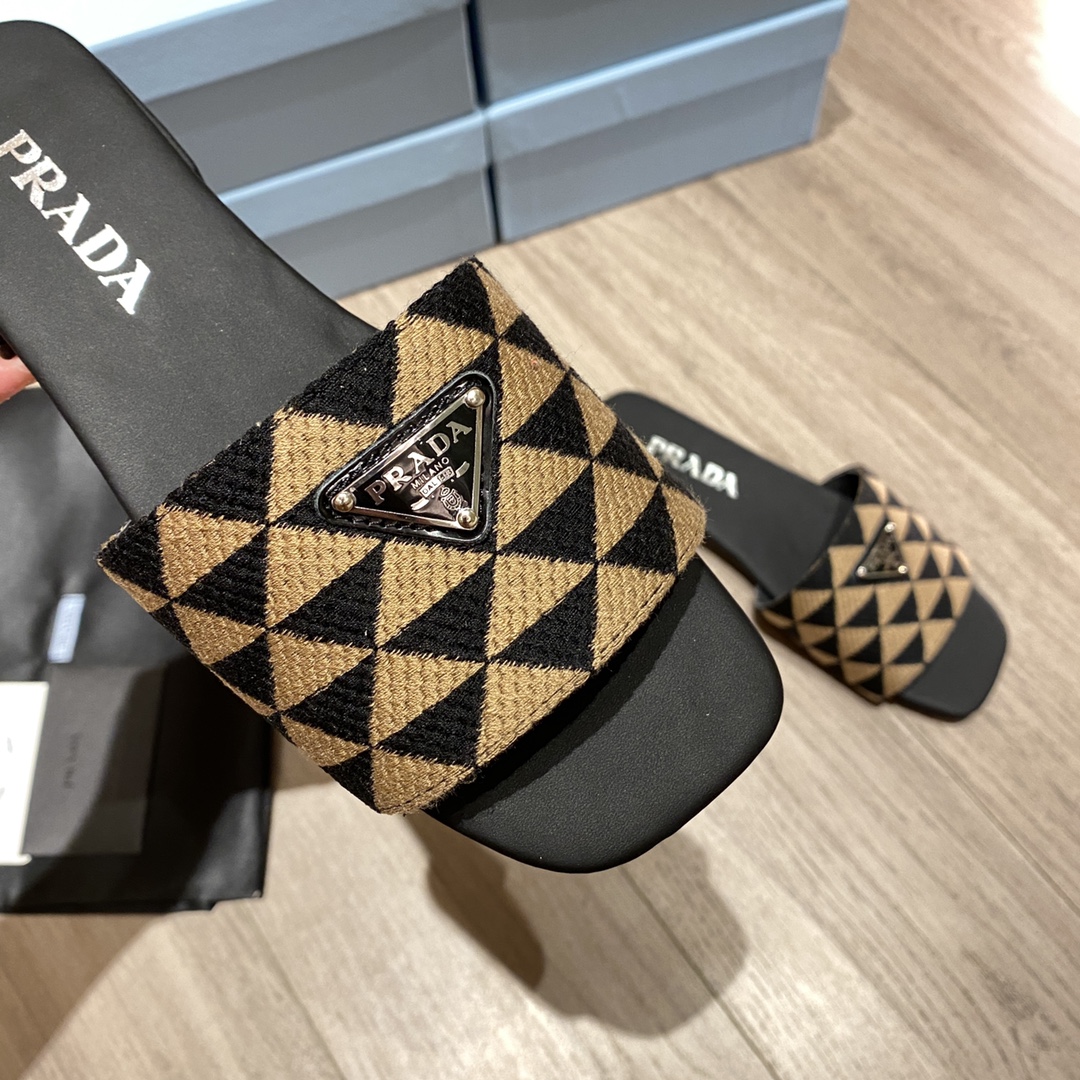 Prada Embroidered Fabric Slides Black/Beige For Women 0.4in/10mm PRD 1XX637_3LK6_F0Y30_F_010