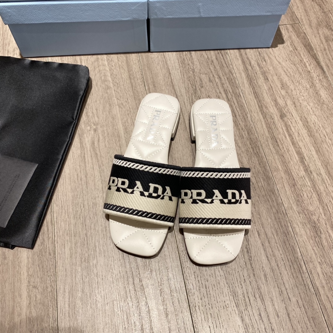 Prada Embroidered Fabric Slides Black/Beige For Women 0.4in/10mm PRD