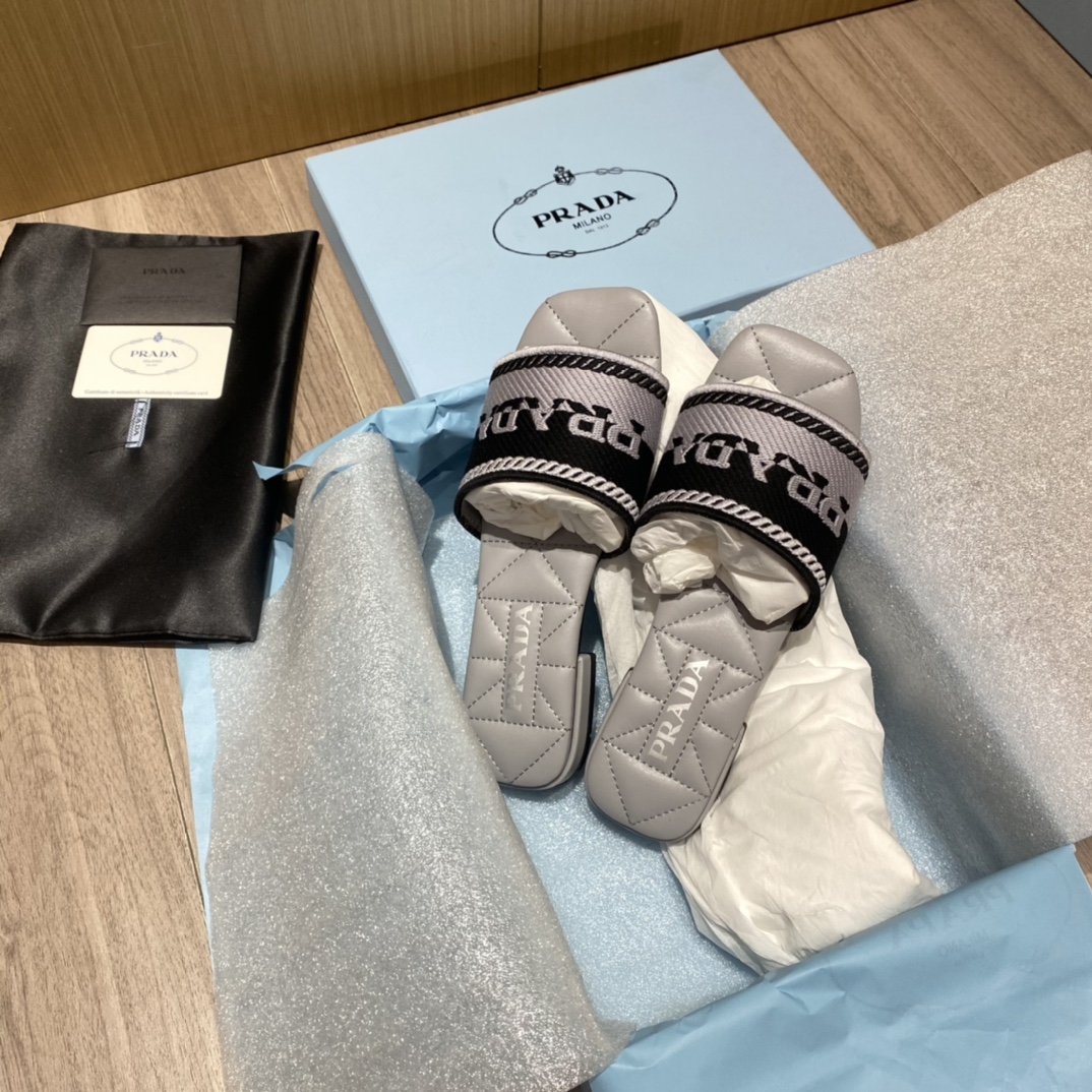 Prada Embroidered Fabric Slides Black/Grey For Women 0.4in/10mm PRD 1XX612_3LKB_F0EHZ_F_B010