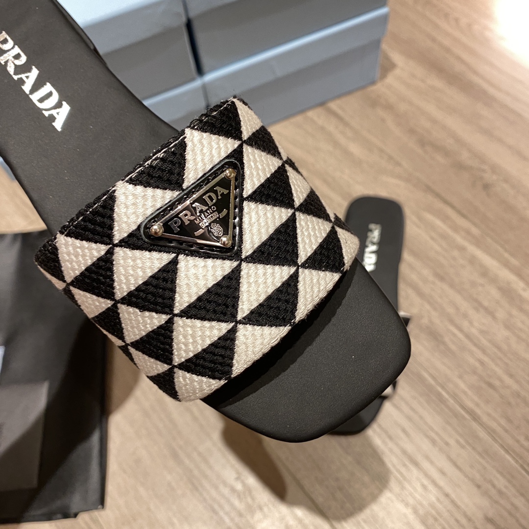 Prada Embroidered Fabric Slides Black/White For Women 0.4in/10mm PRD