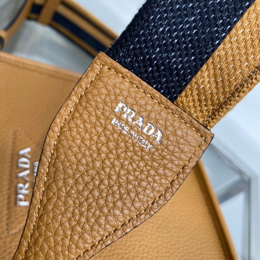 Prada Mini Shoulder Bag Brown For Women, Women’s Bags 7.9in/20cm 1BH191_2DKV_F02Z8_V_3OO