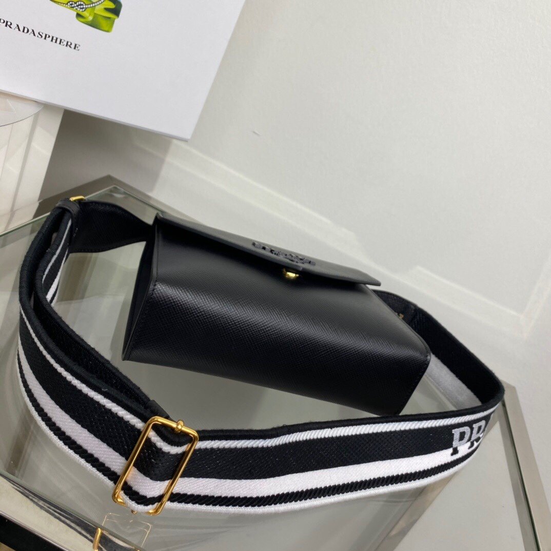 Prada Monochrome Saffiano Bag Black For Women, Women’s Bags 8.2in/21cm 1BD317_2ERX_F0002_V_3O3