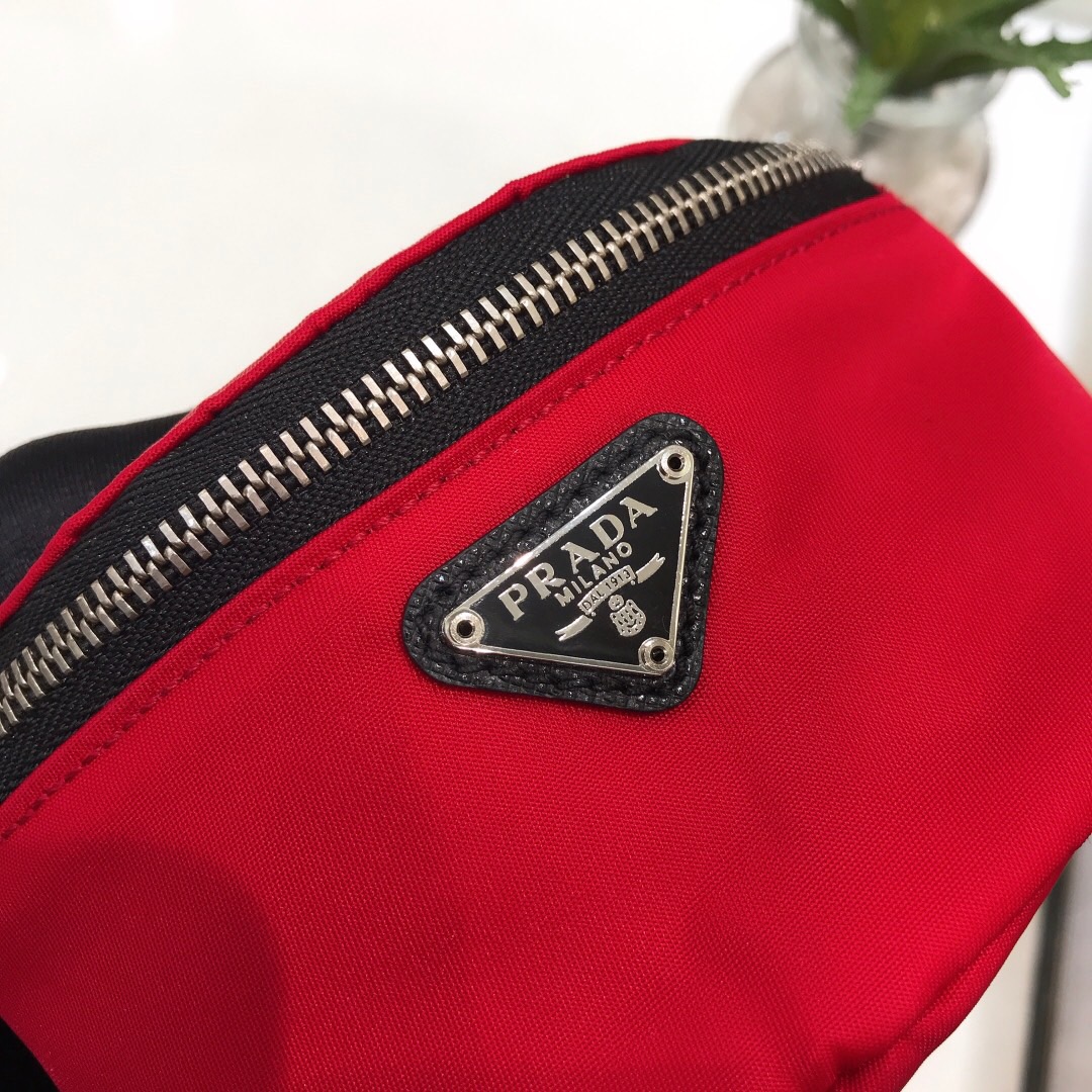 Prada Nylon Wristlet Clutch Bag Black/Pink/Red For Women 5.1 in/ 13 cm 2TT095_D02_F0002
