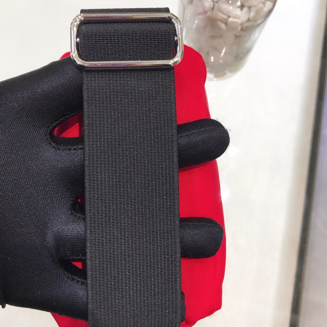 Prada Nylon Wristlet Clutch Bag Black/Pink/Red For Women 5.1 in/ 13 cm 2TT095_D02_F0002