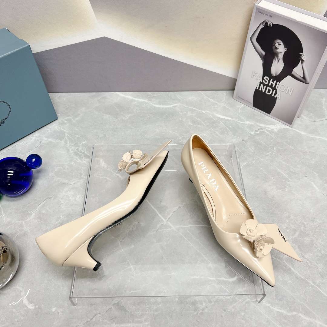 Prada Patent Pumps Cream For Women