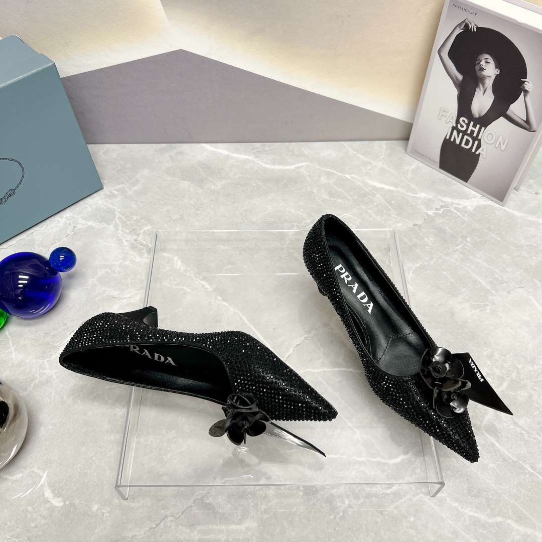 Prada Patent Pumps With Crystals Black For Women