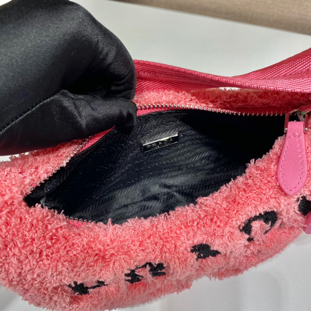 Prada Re-Edition 2000 Terry Mini-Bag In Pink For Women 8.6in/ 22cm 1NE515_2DXO_F046J