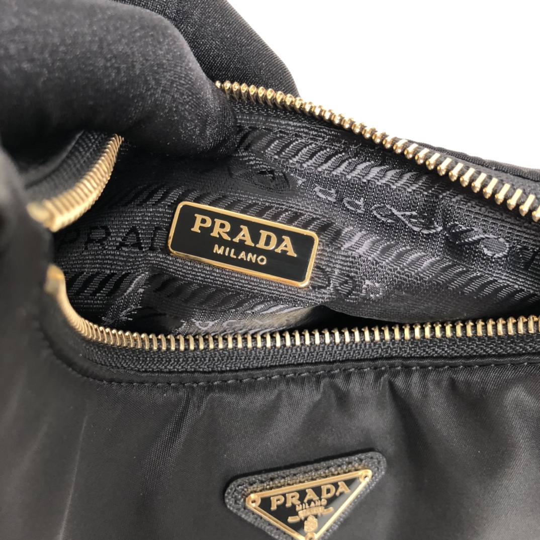Prada Re-Edition 2005 Saffiano Bag Black For Women, Women’s Bags 8.6in/22cm 1BH204_NZV_F0632_V_V2M