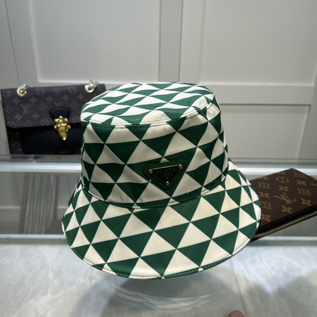 Prada Re-Nylon Bucket Hat Black/White Prada Hat
