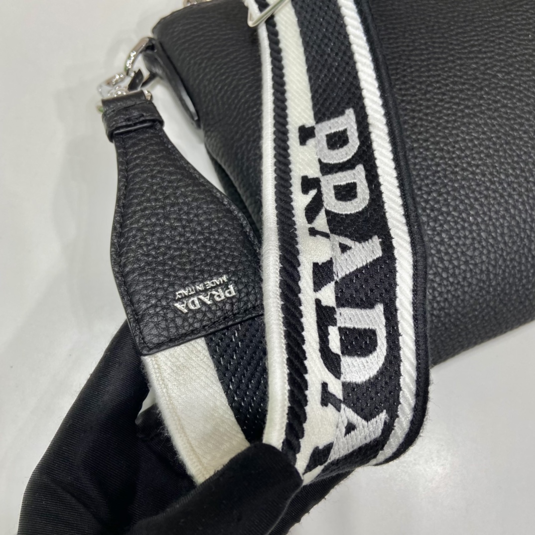Prada Shoulder Bag Black For Women, Women’s Bags 11.8in/30cm 1BH050_2DKV_F0002_V_3OM