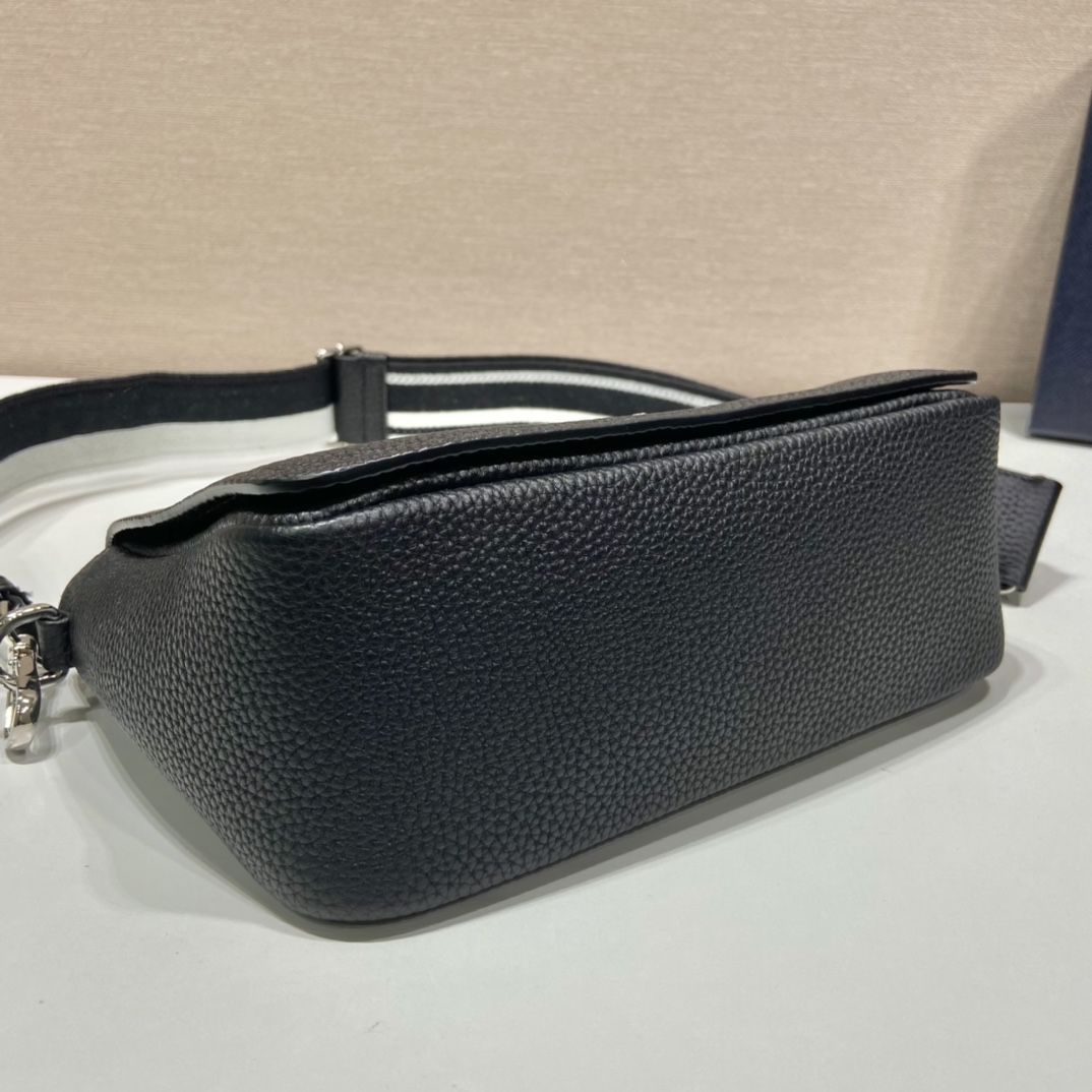 Prada Shoulder Bag Black For Women, Women’s Bags 9in/23cm 1BD314_2DKV_F0002_V_3OO