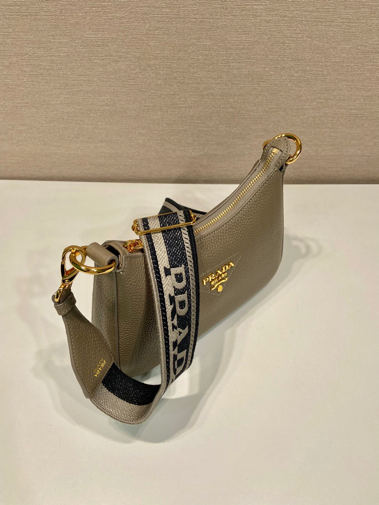 Prada Shoulder Bag In Grey For Women 9.5 in/ 24 cm 1BH193_2DKV_F0JDS_V_3OO
