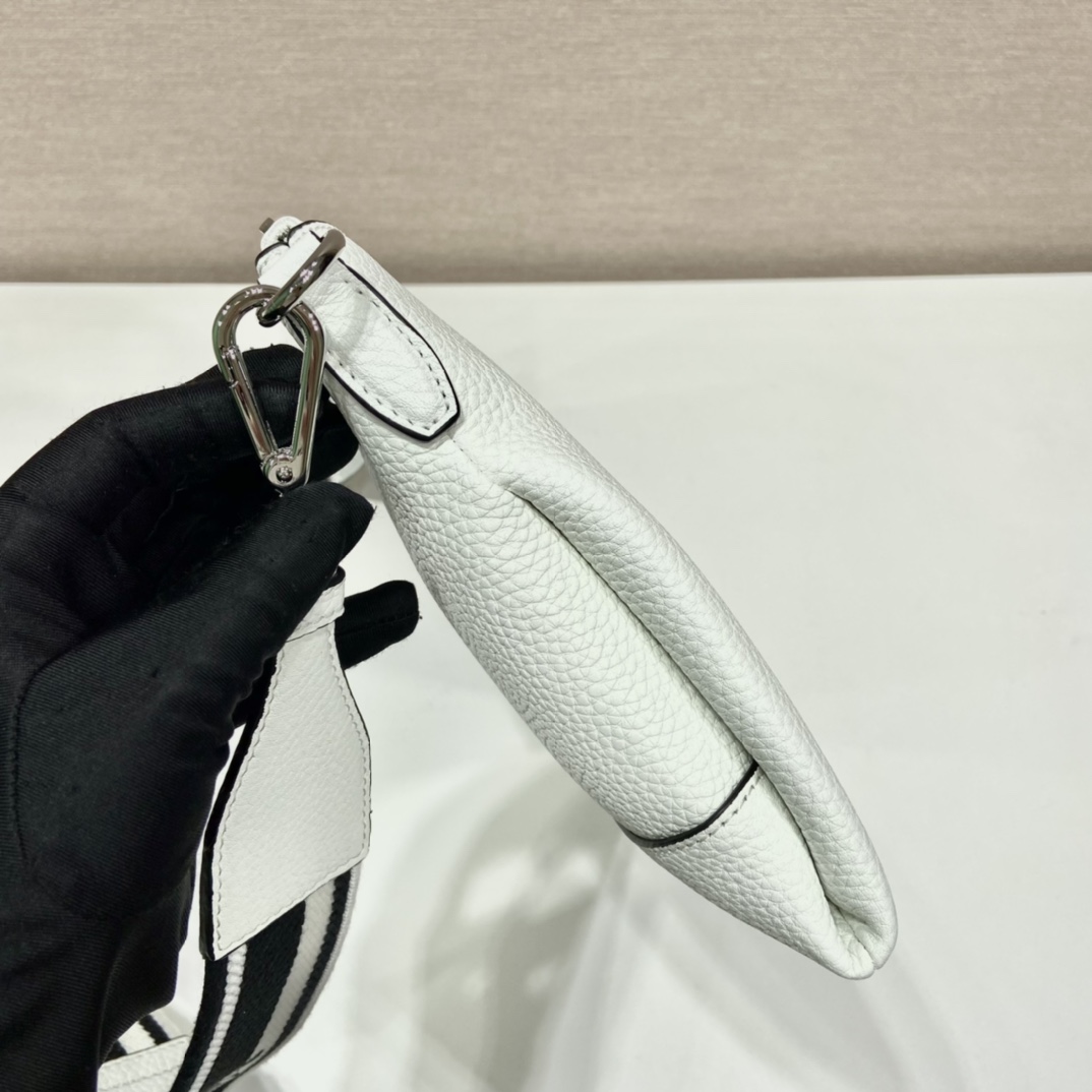 Prada Shoulder Bag White For Women, Women’s Bags 11.8in/30cm 1BH050_2DKV_F0009_V_3OM