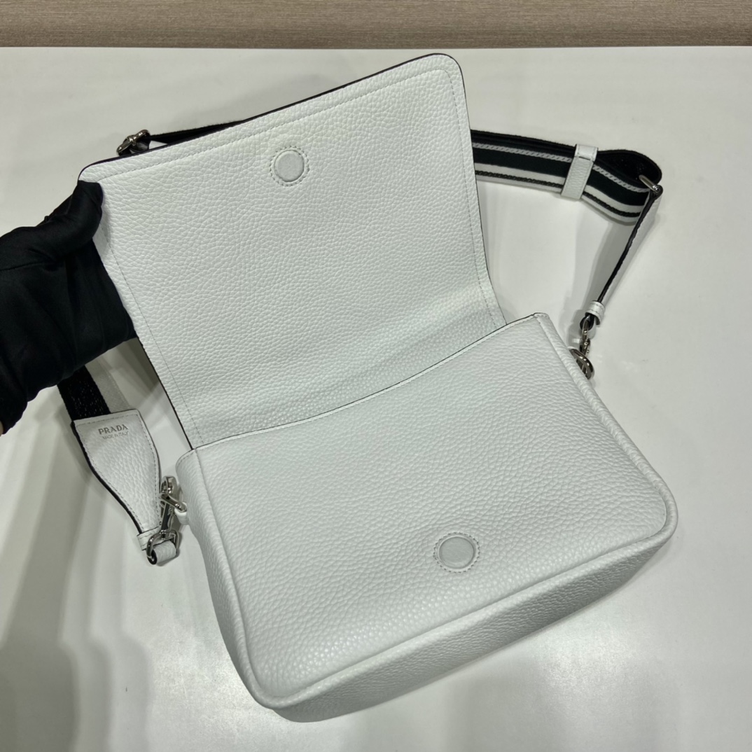 Prada Shoulder Bag White For Women, Women’s Bags 9in/23cm 1BD314_2DKV_F0009_V_3OO